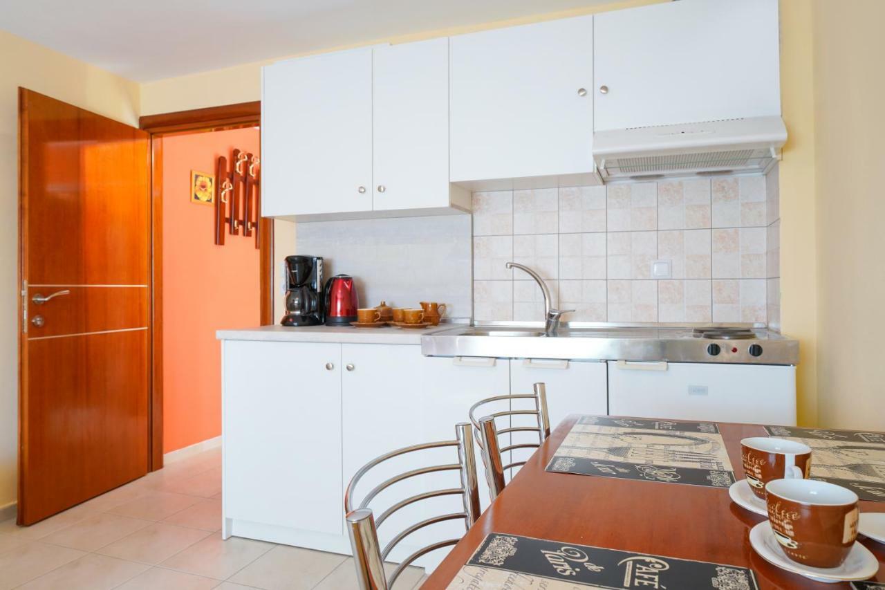Thomas Apartments Skála Marión المظهر الخارجي الصورة